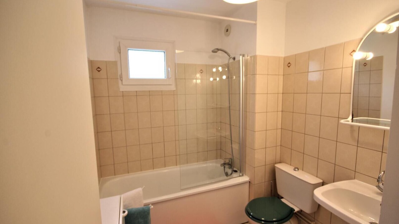 Photo of Bathroom in Saint-Valery-en-Caux