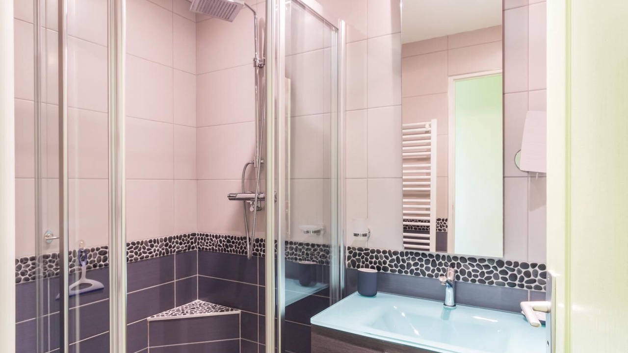 Photo of Bathroom in Forges-les-Eaux