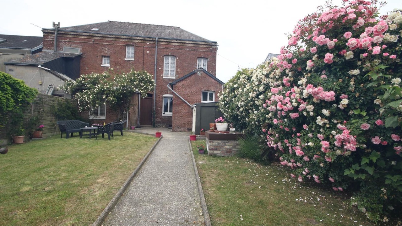 Photo of Patio Balcony in Octeville-sur-Mer