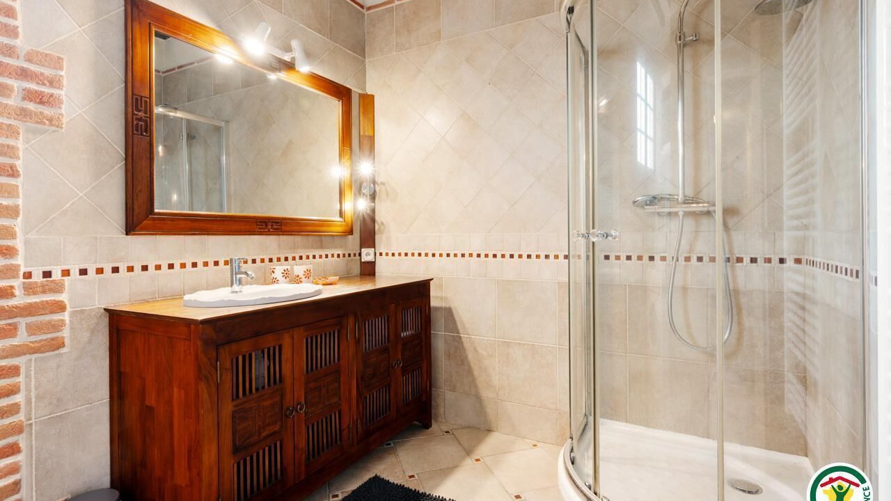 Photo of Bathroom in Sainte-Beuve-en-Riviere