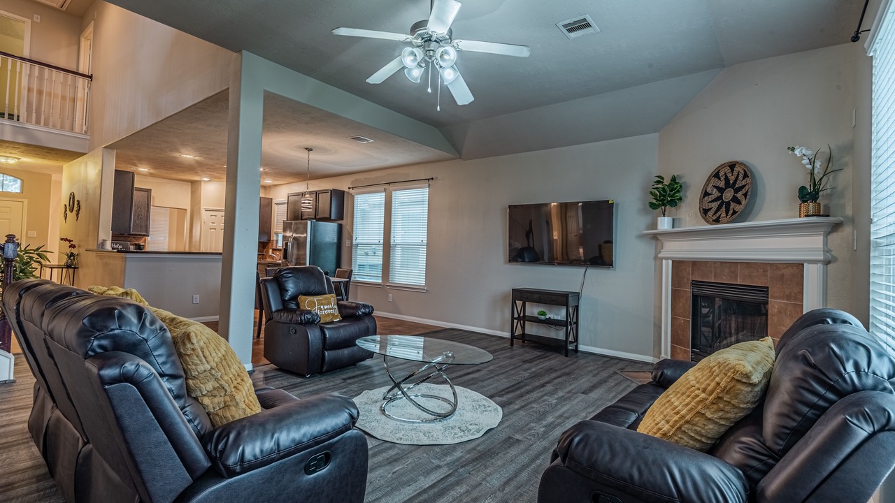 Photo of Livingroom in Barker