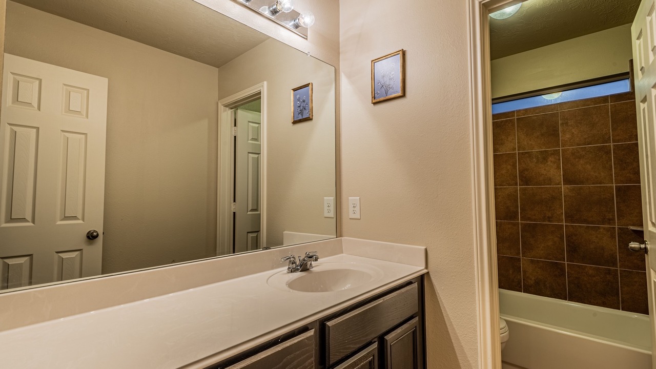 Photo of Bathroom in Barker