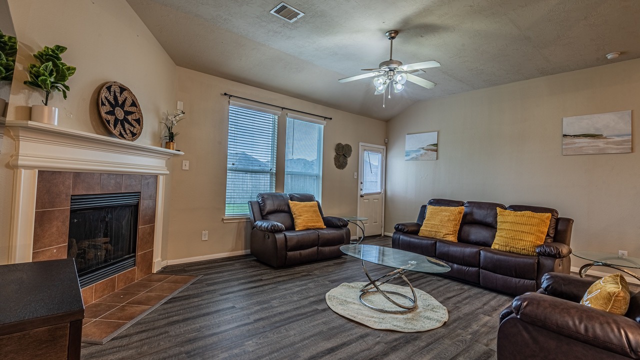 Photo of Livingroom in Barker