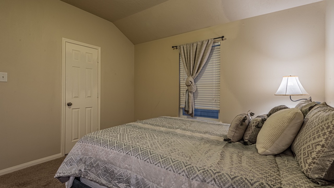 Photo of Bedroom in Barker