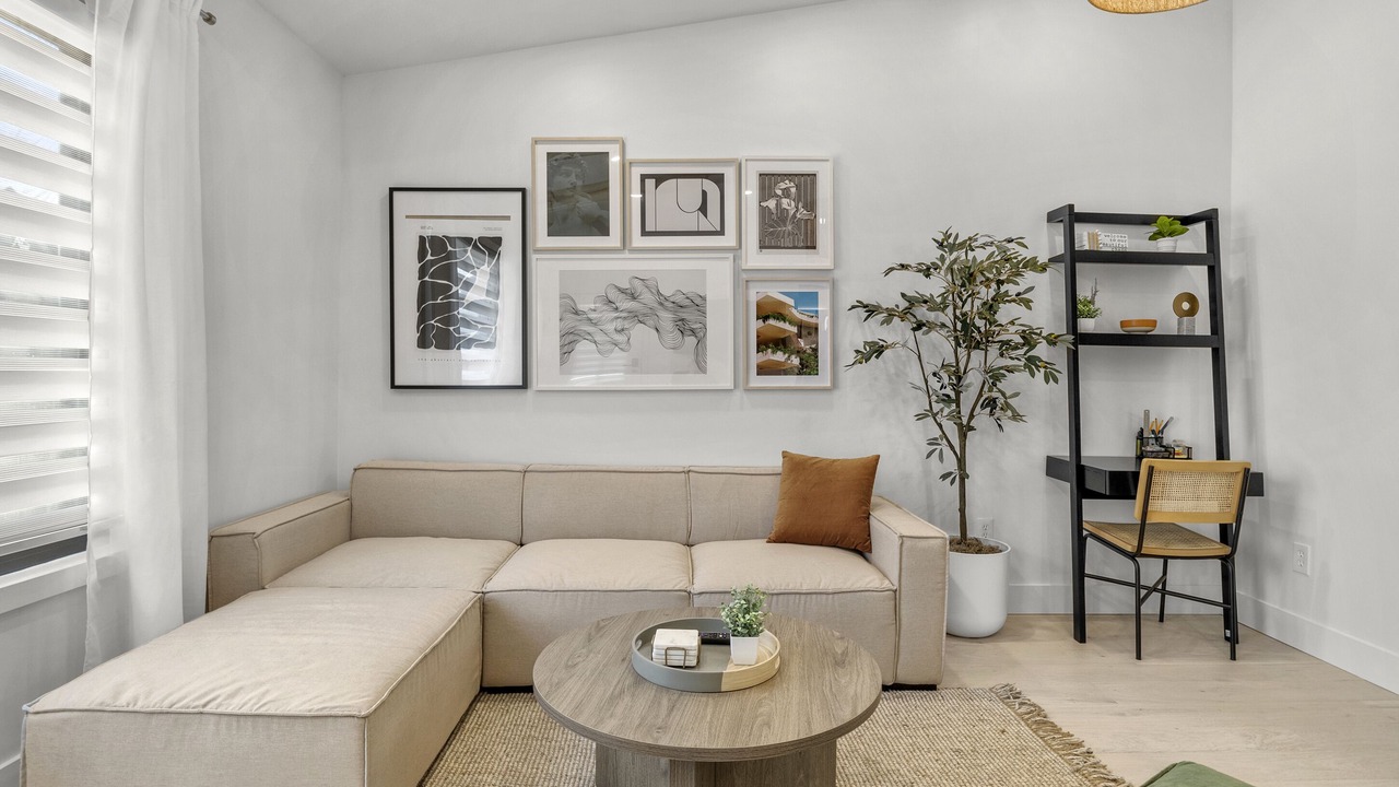 Photo of Livingroom in Wayne County