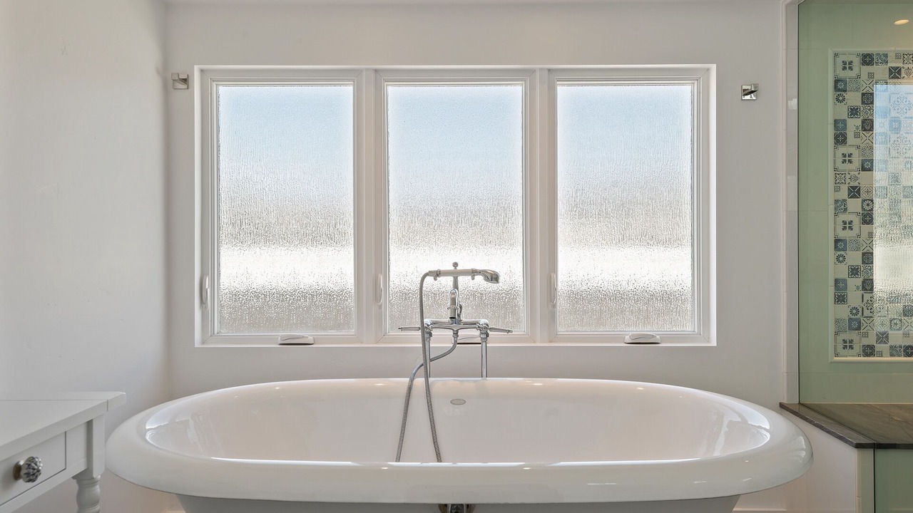 Photo of Bathroom in Carpinteria