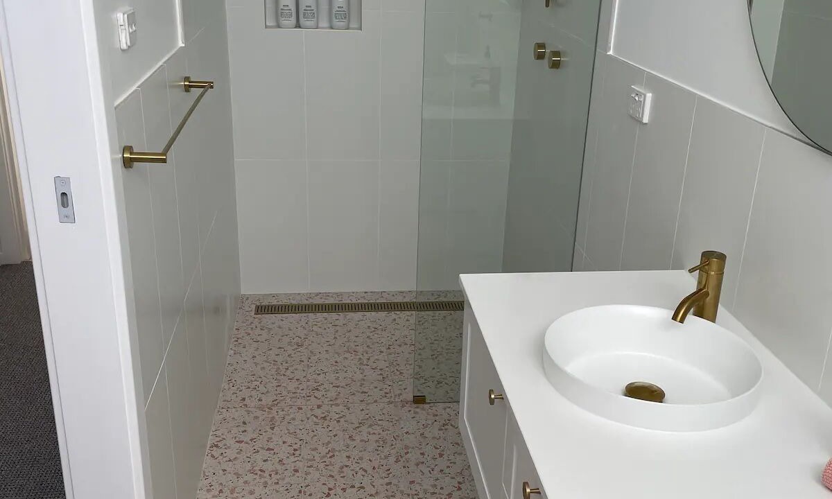 Photo of Bathroom in New Lambton