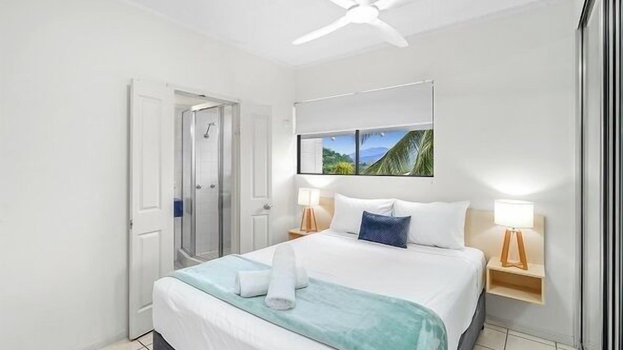 Photo of Bedroom in Trinity Beach