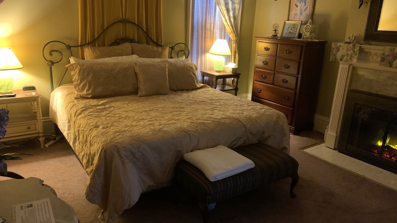 Photo of Bedroom in Steubenville