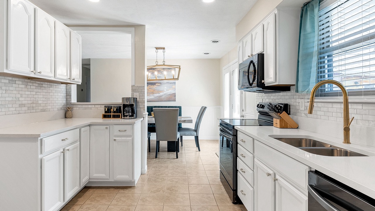 Photo of Kitchen in Bayview