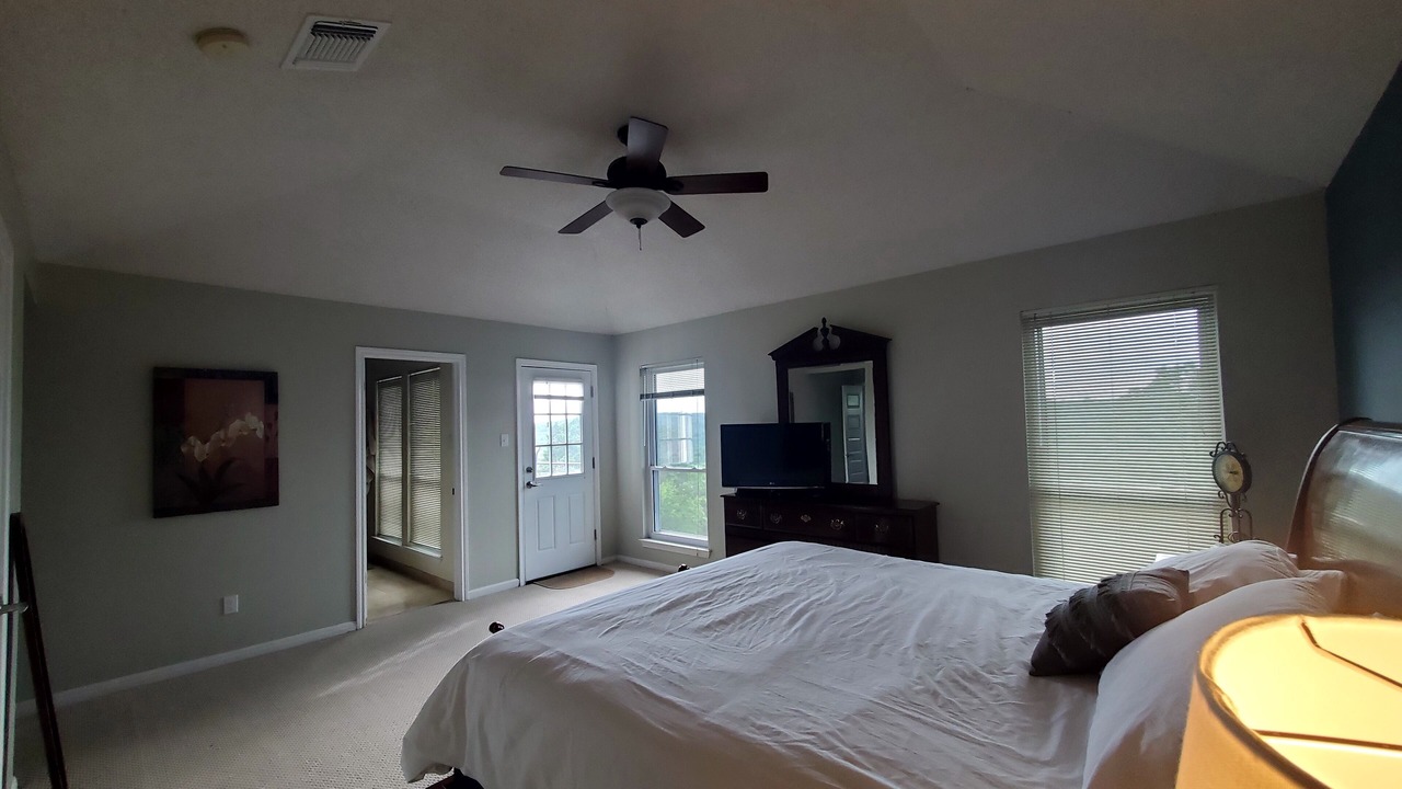 Photo of Bedroom in McNeil
