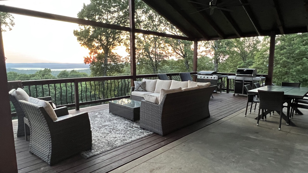 Photo of Outdoor in Cookson