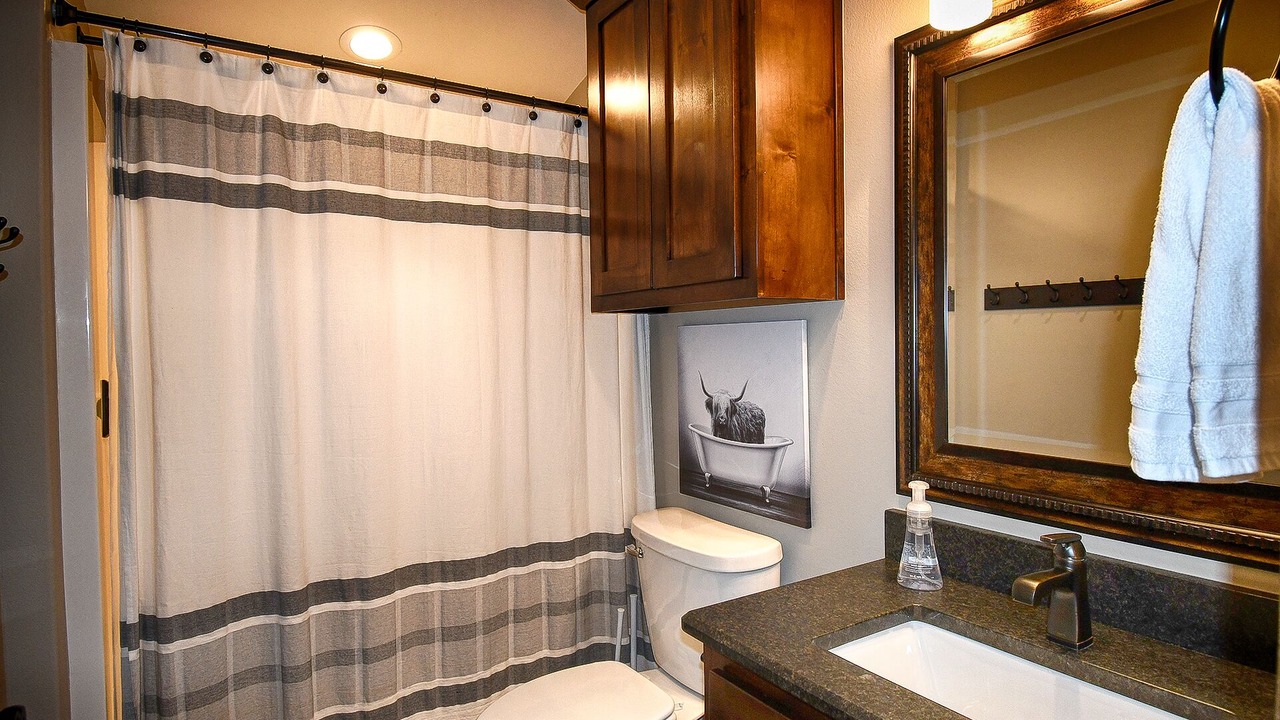 Photo of Bathroom in Cookson