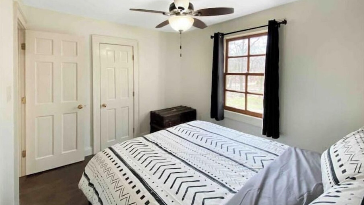 Photo of Bedroom in Commack