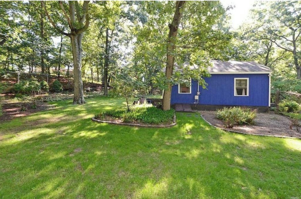 Photo of Outdoor in Commack