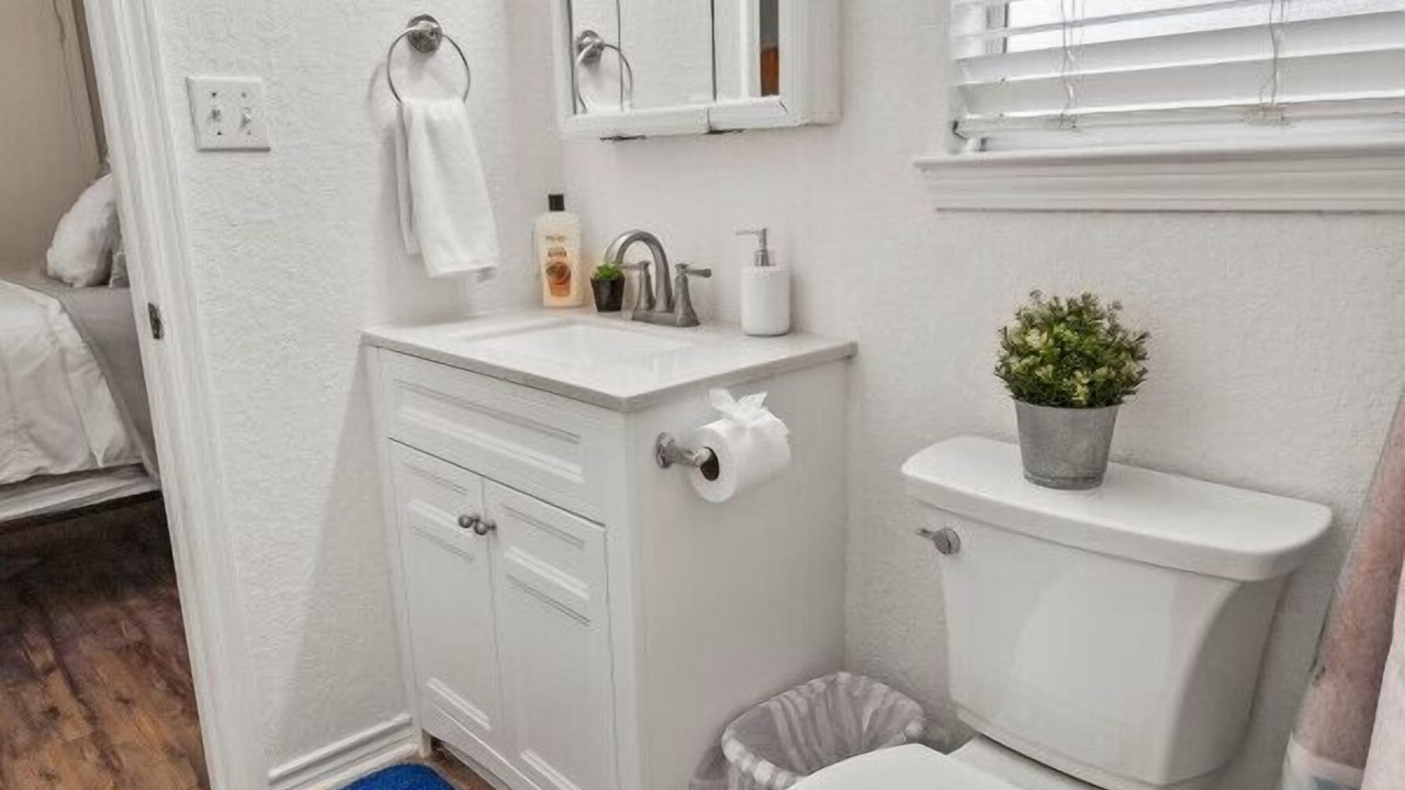 Photo of Bathroom in Surfside Beach