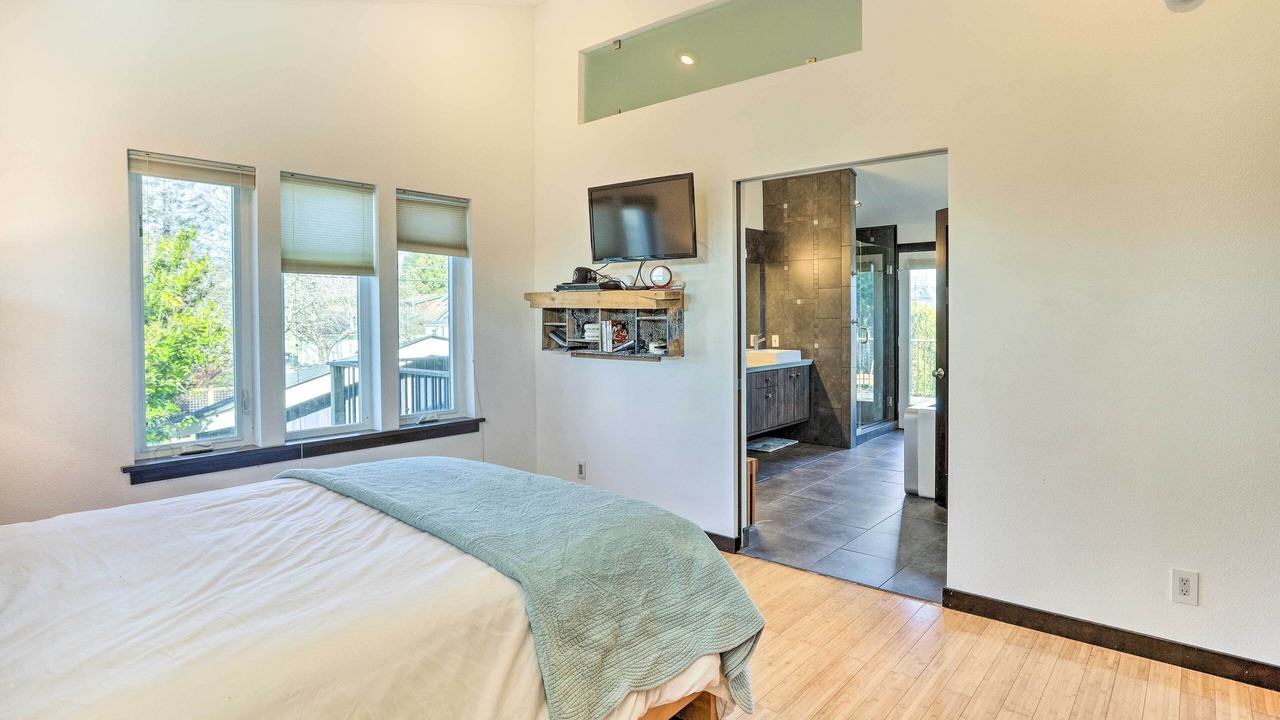 Photo of Bedroom in Bellingham