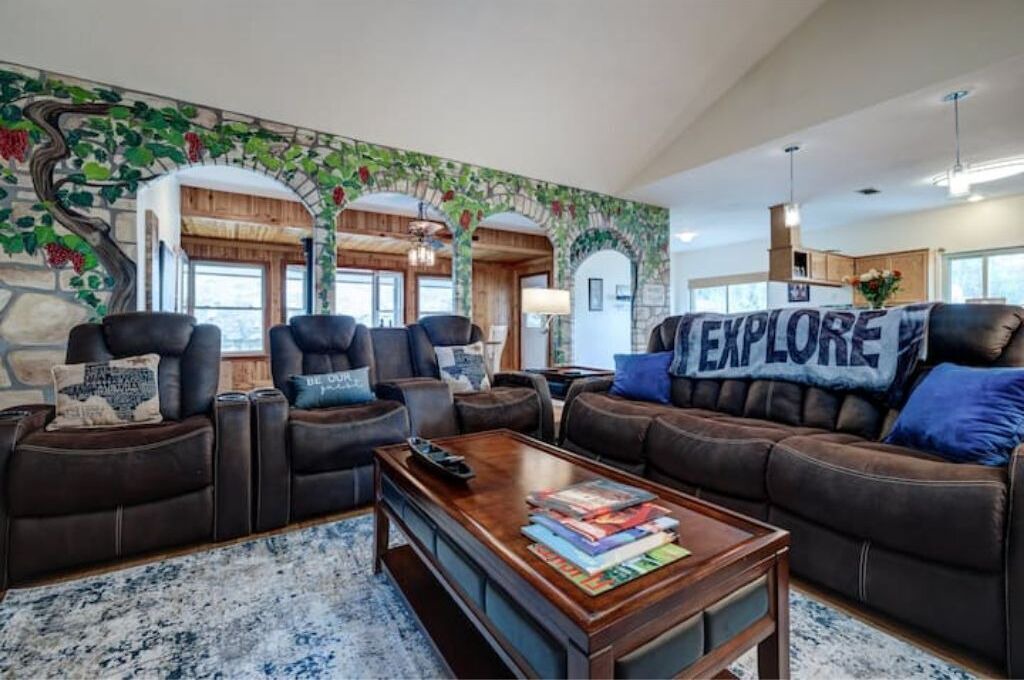 Photo of Livingroom in Leander