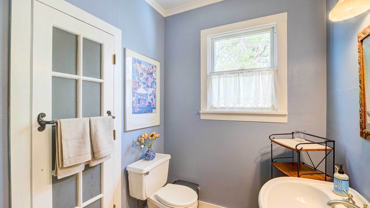 Photo of Bathroom in Woodland Heights