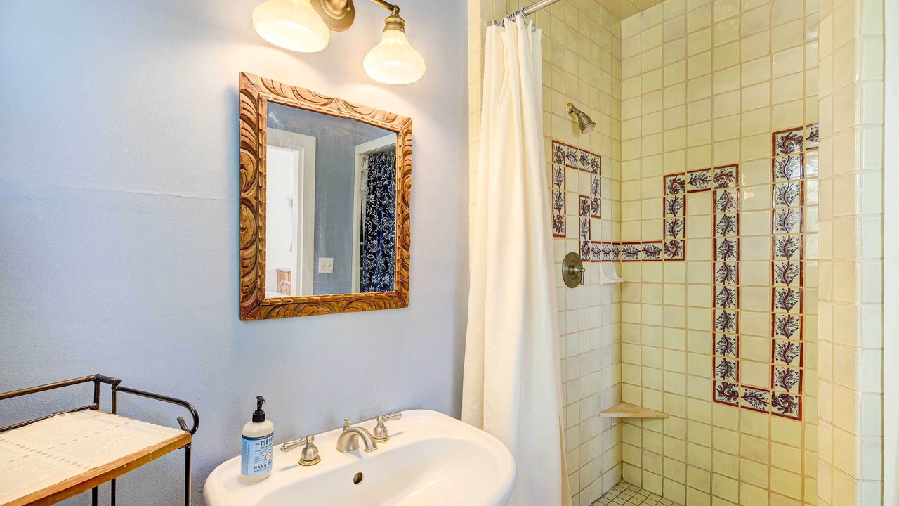 Photo of Bathroom in Woodland Heights