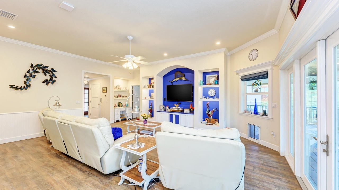 Photo of Livingroom in Ruskin