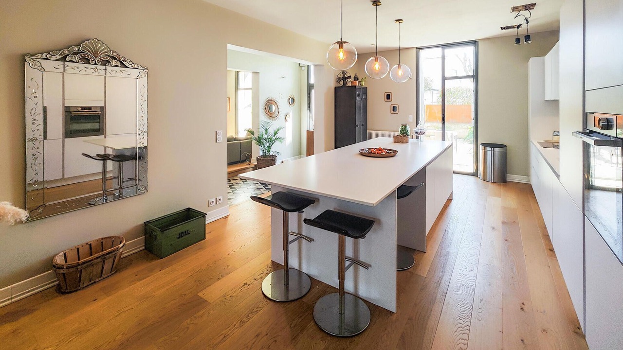 Photo of Others in Valros