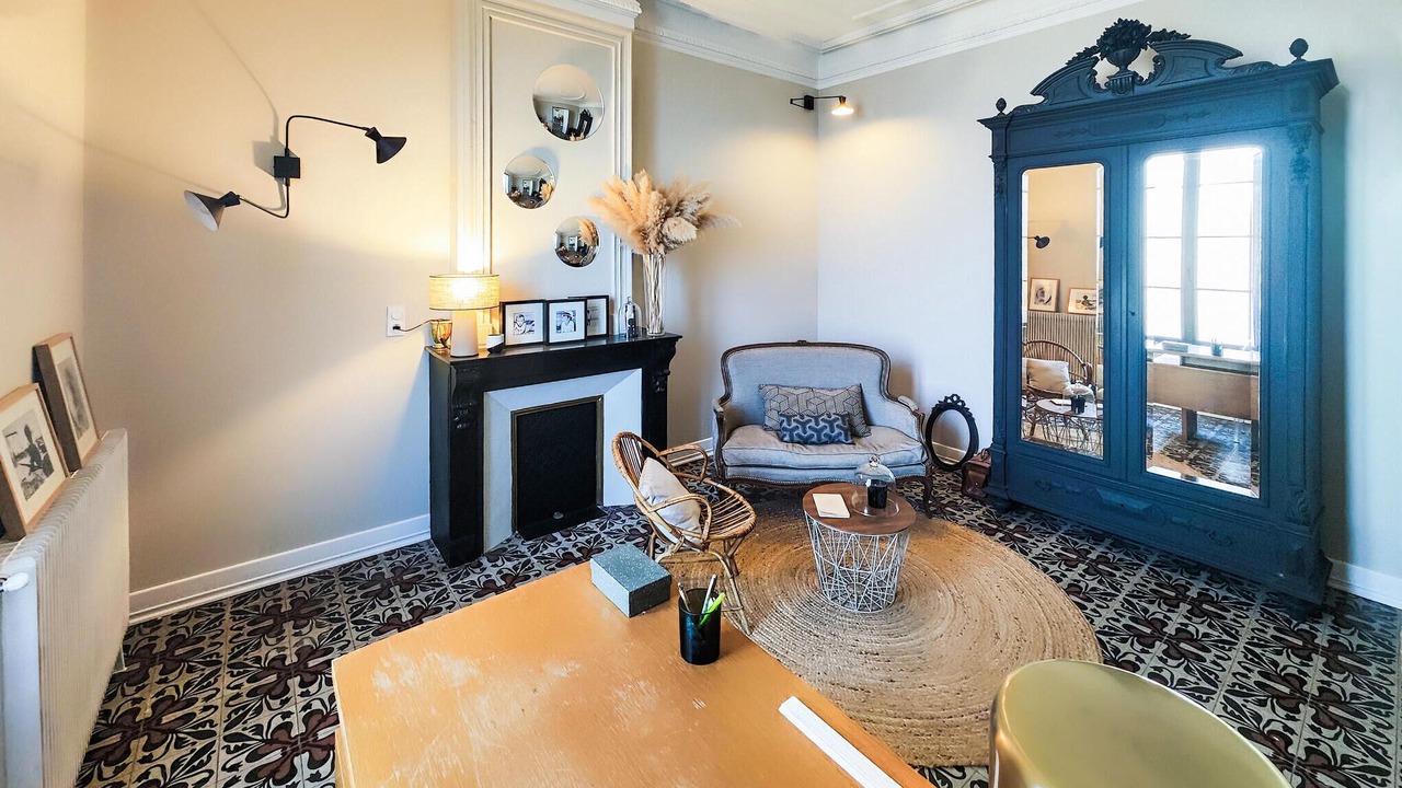 Photo of Others in Valros