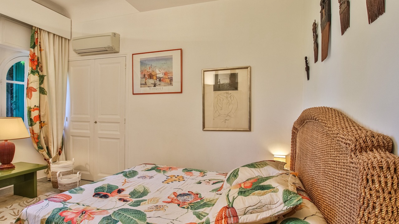 Photo of Bedroom in Cap-d'Antibes