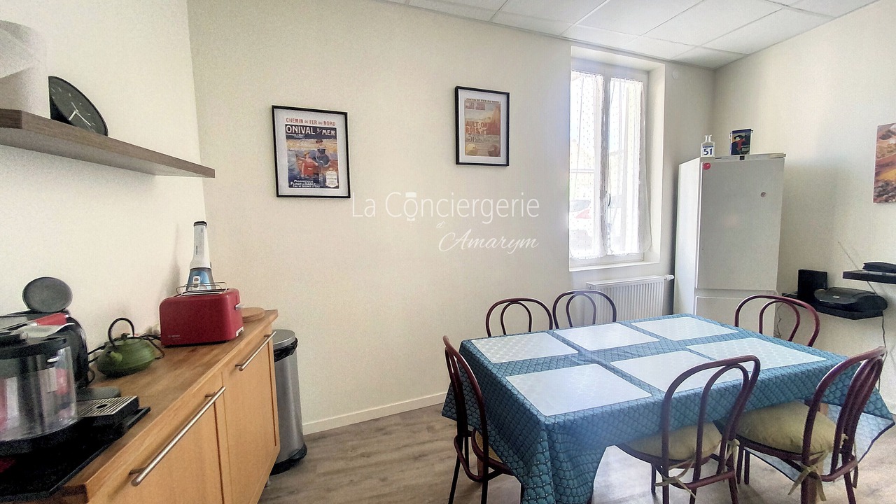 Photo of Others in Ault