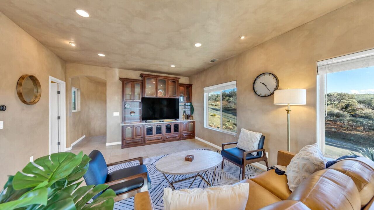 Photo of Livingroom in Greater Sacramento