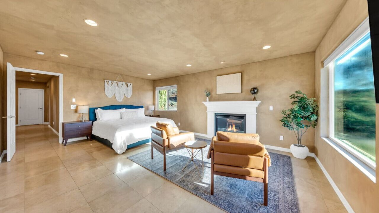 Photo of Bedroom in Greater Sacramento