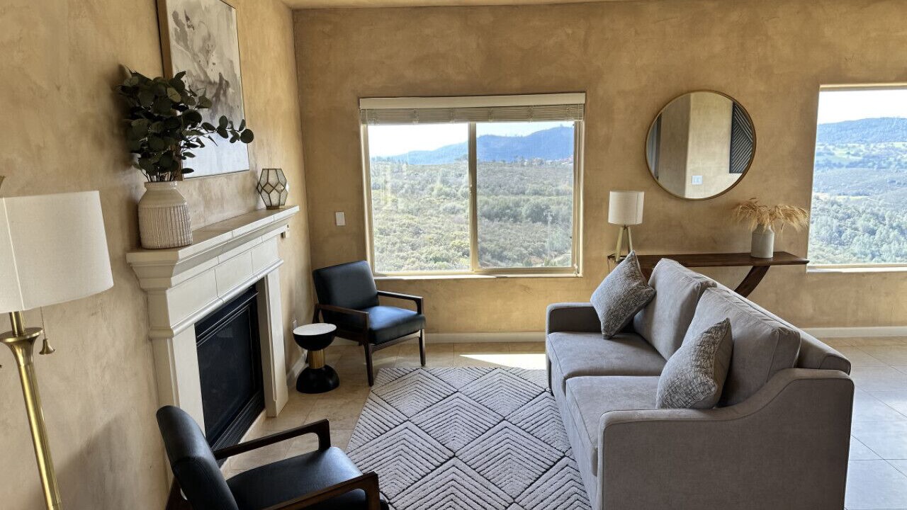 Photo of Livingroom in Greater Sacramento