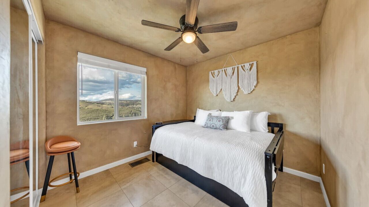 Photo of Bedroom in Greater Sacramento
