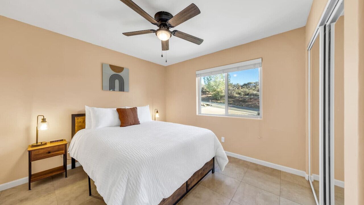 Photo of Bedroom in Greater Sacramento
