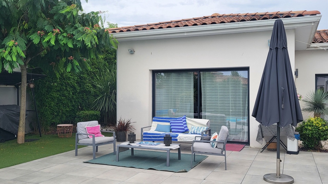 Photo of Patio Balcony in Servian