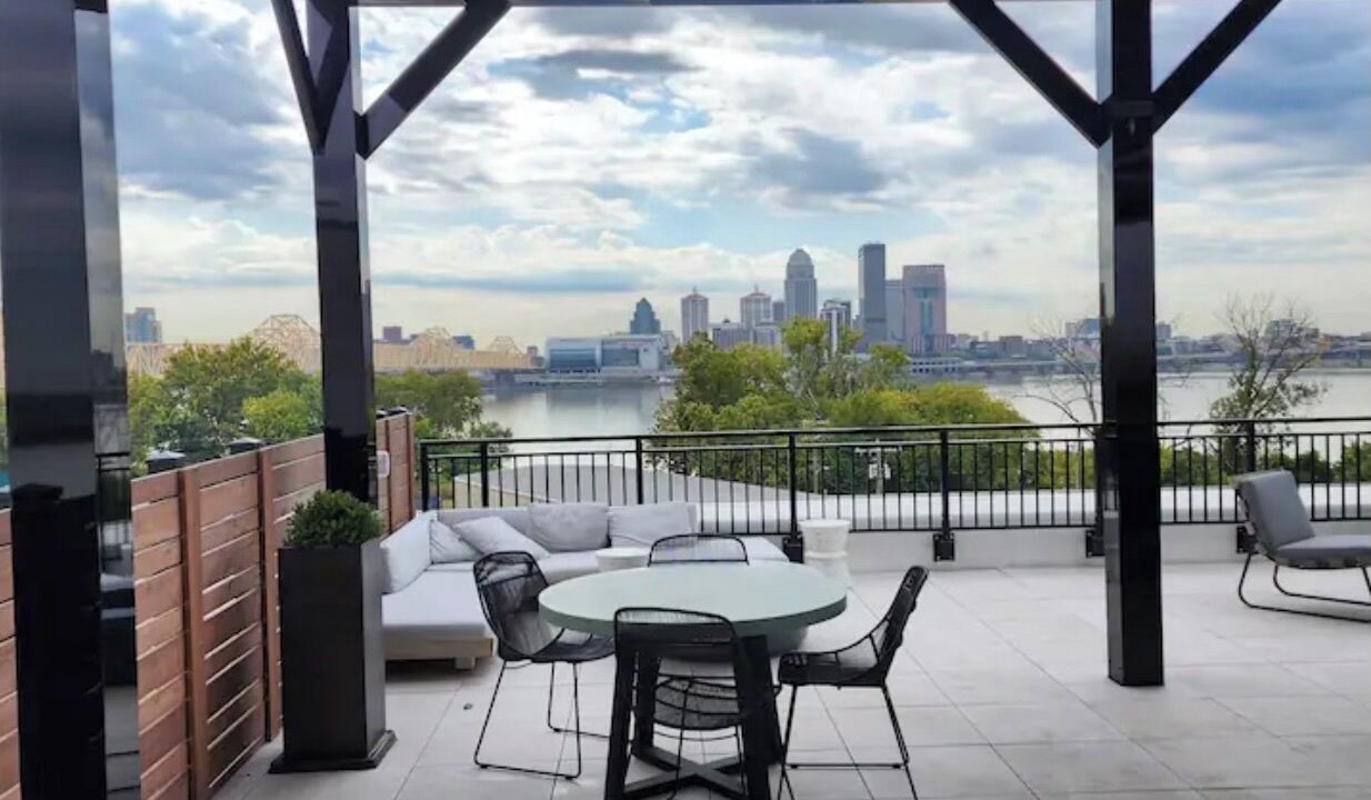 Photo of Outdoor in Clarksville