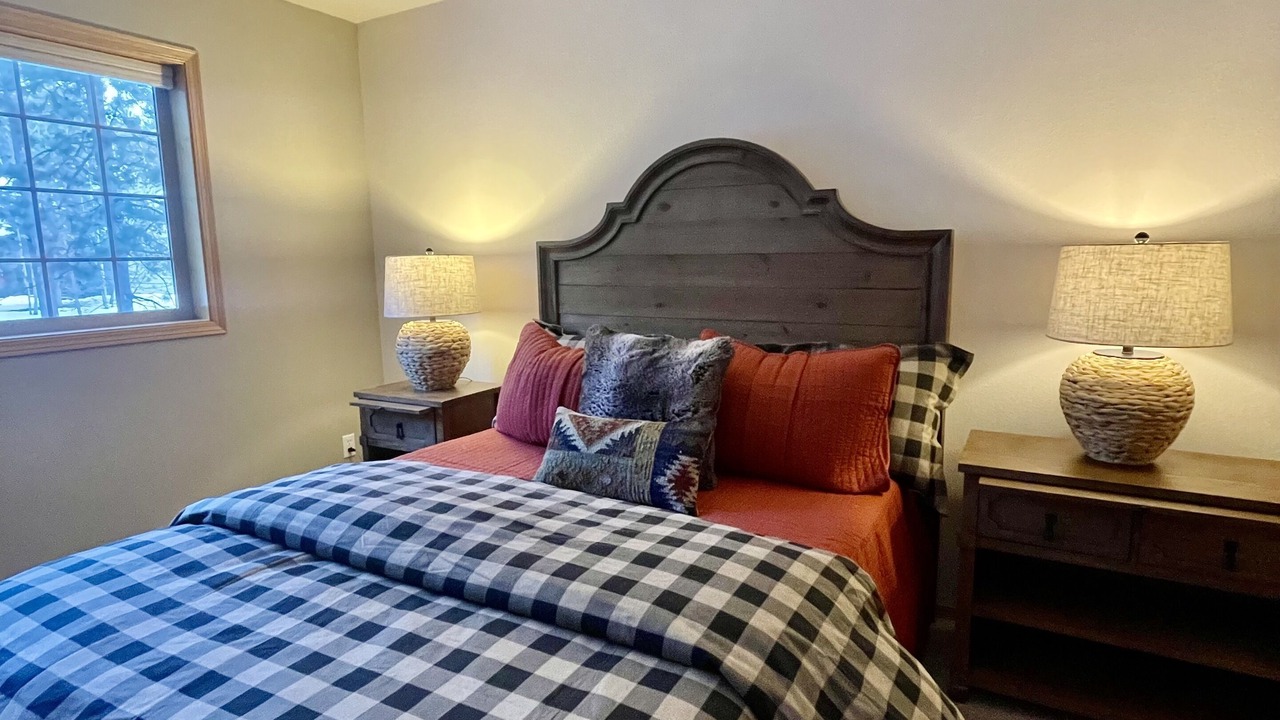 Photo of Bedroom in Three Rivers