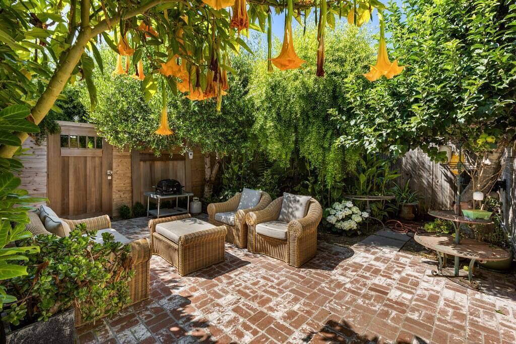 Photo of Patio Balcony in Stinson Beach