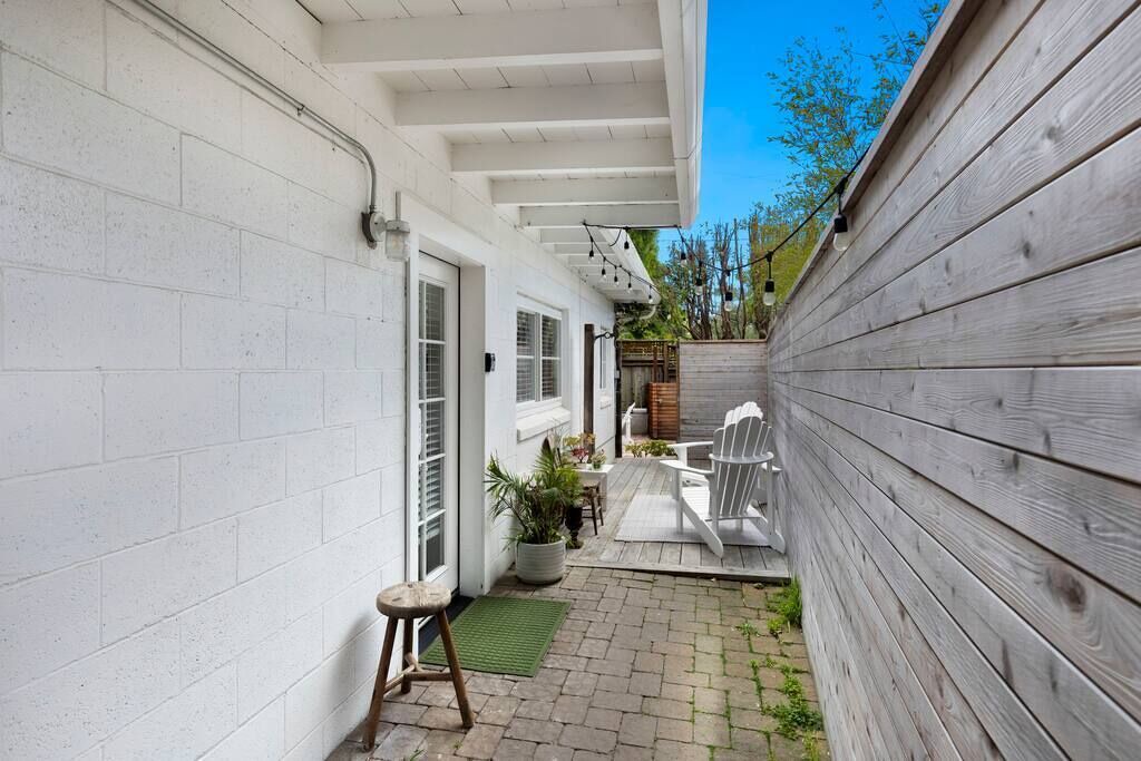 Photo of Patio Balcony in Stinson Beach