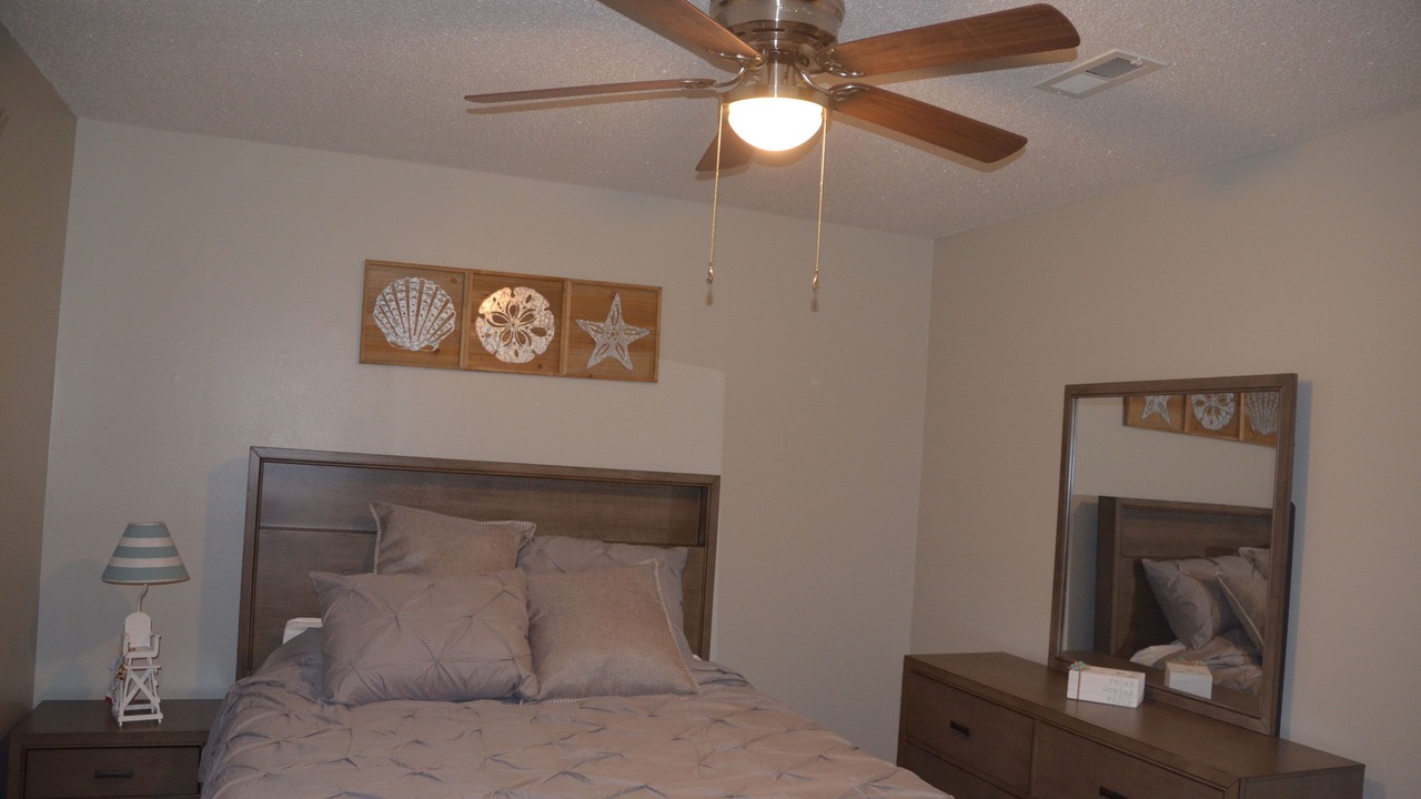 Photo of Bedroom in Daleville