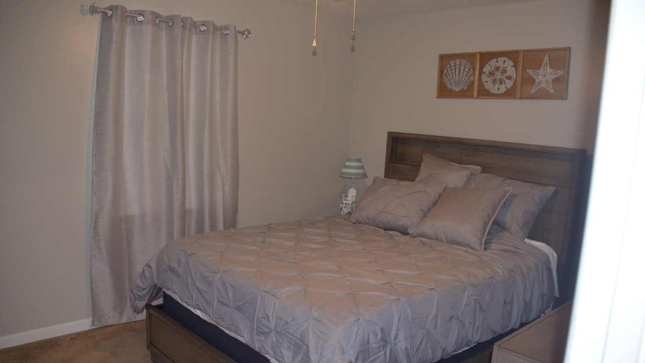 Photo of Bedroom in Daleville