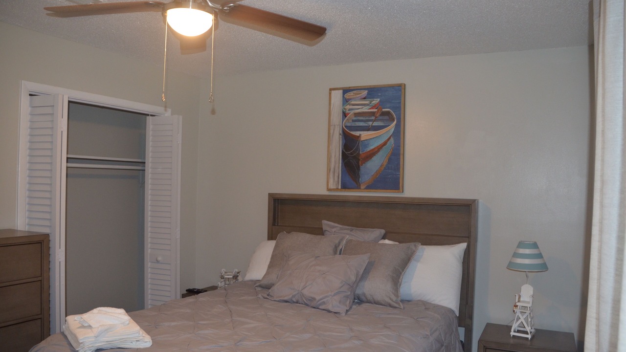 Photo of Bedroom in Daleville