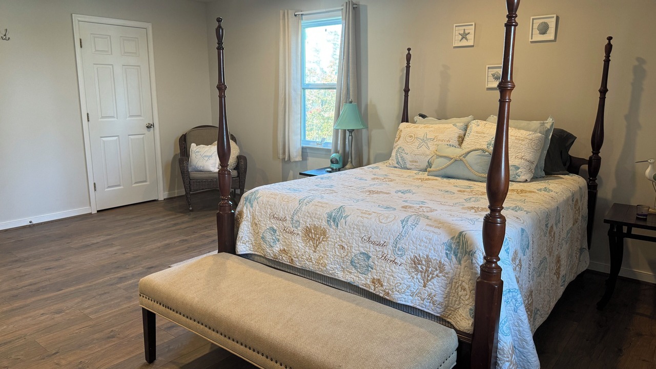 Photo of Bedroom in Lottsburg