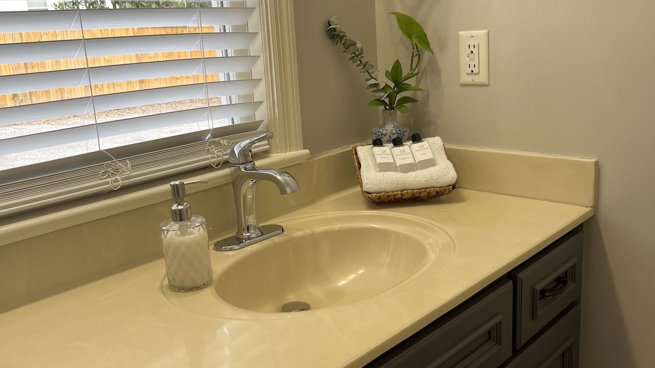Photo of Bathroom in Summerville Historic District