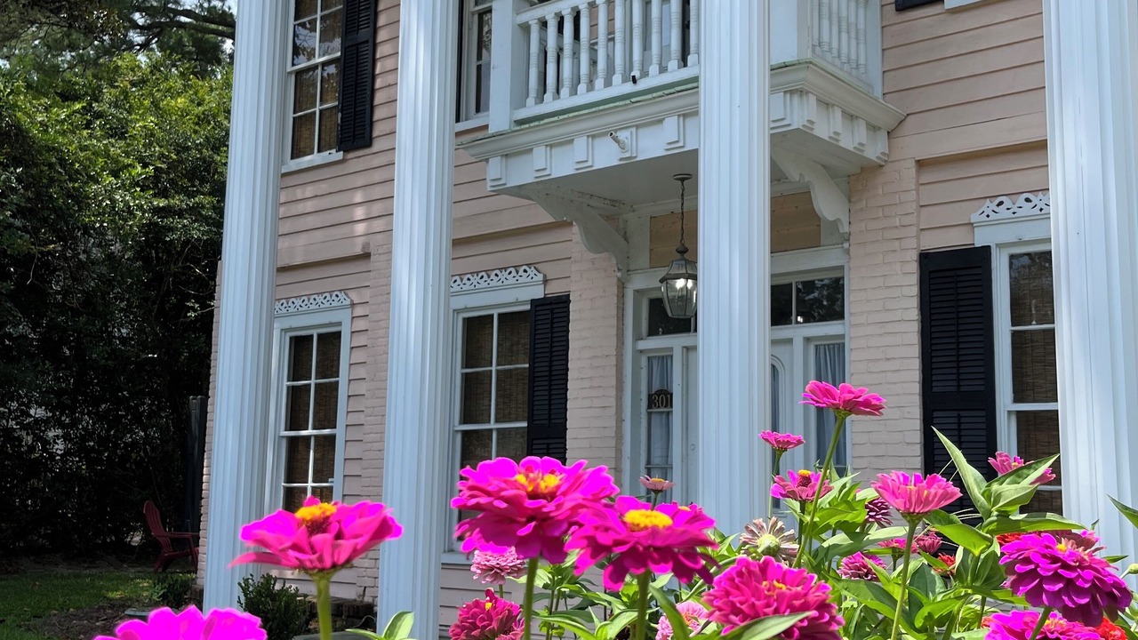 Photo of Outdoor in Summerville Historic District