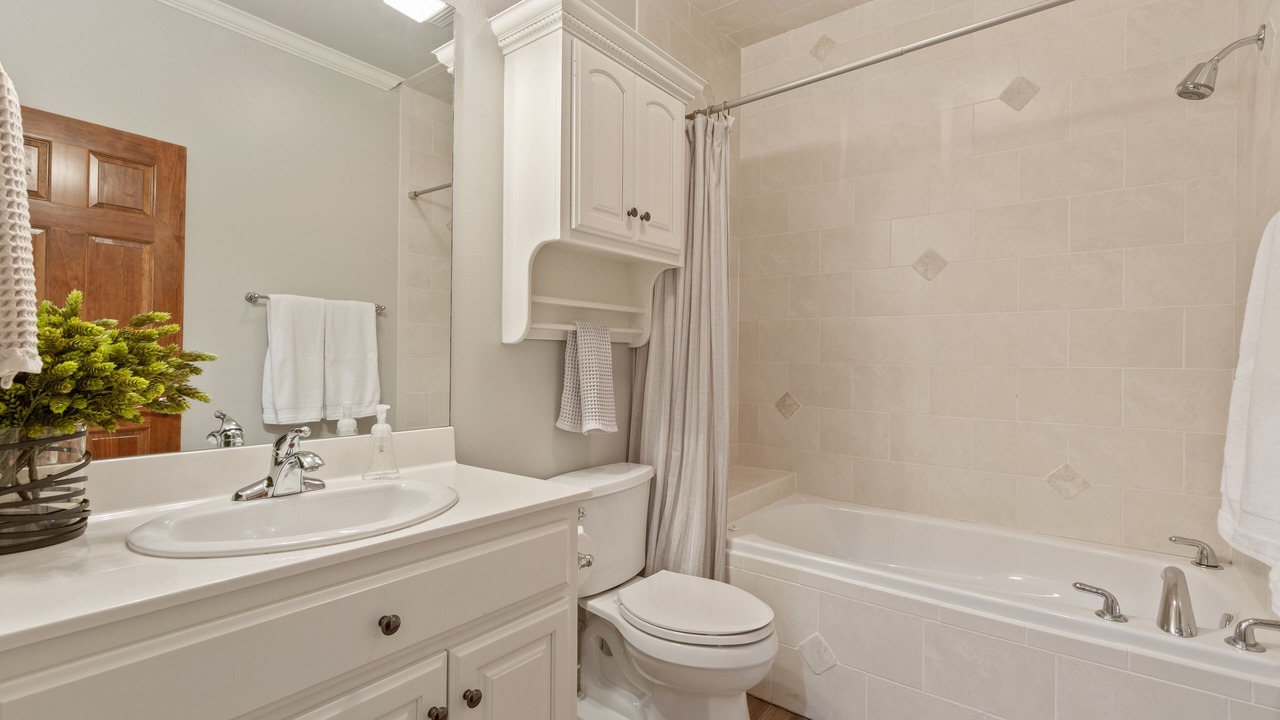 Photo of Bathroom in Afton