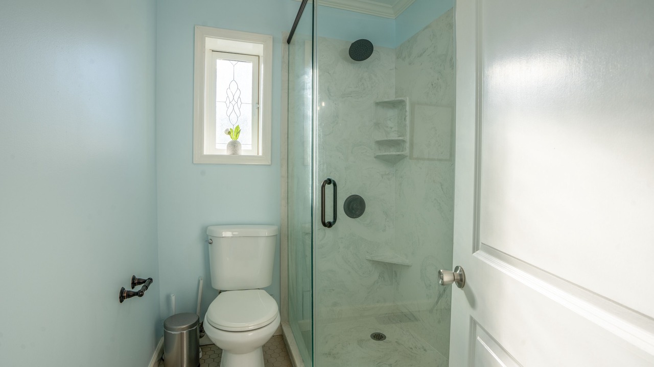 Photo of Bathroom in Alcoa