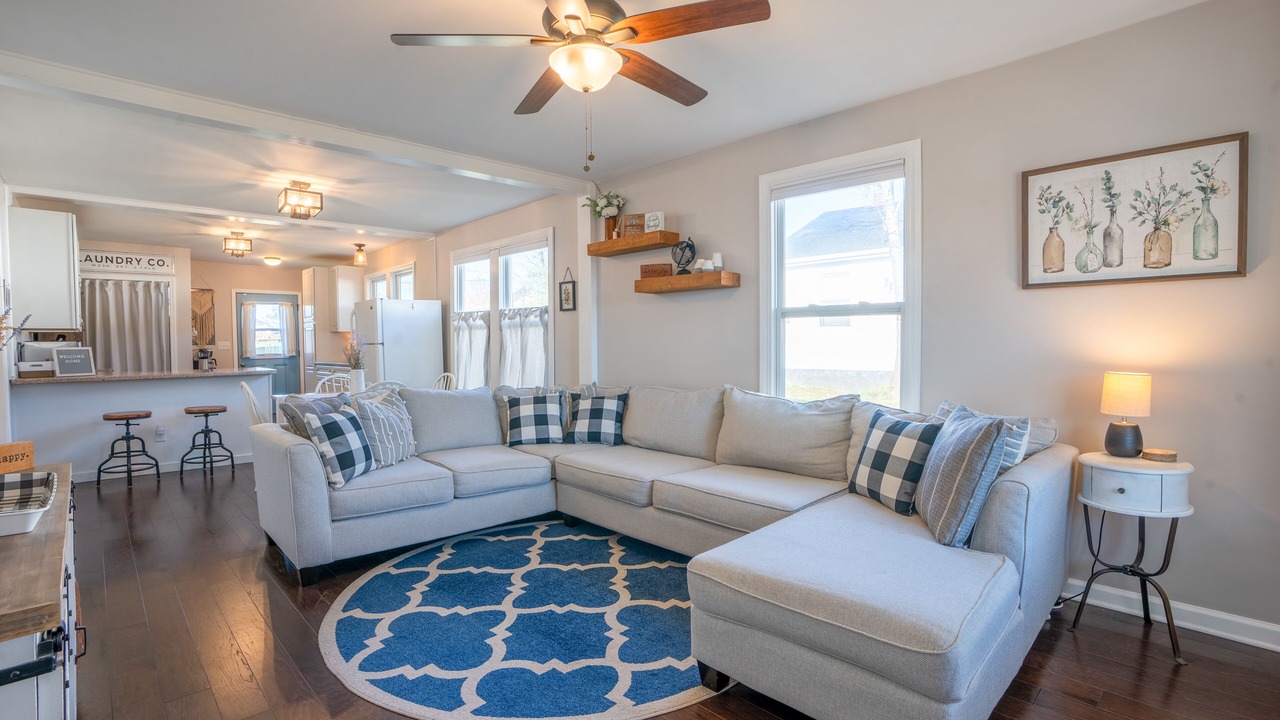 Photo of Livingroom in Alcoa
