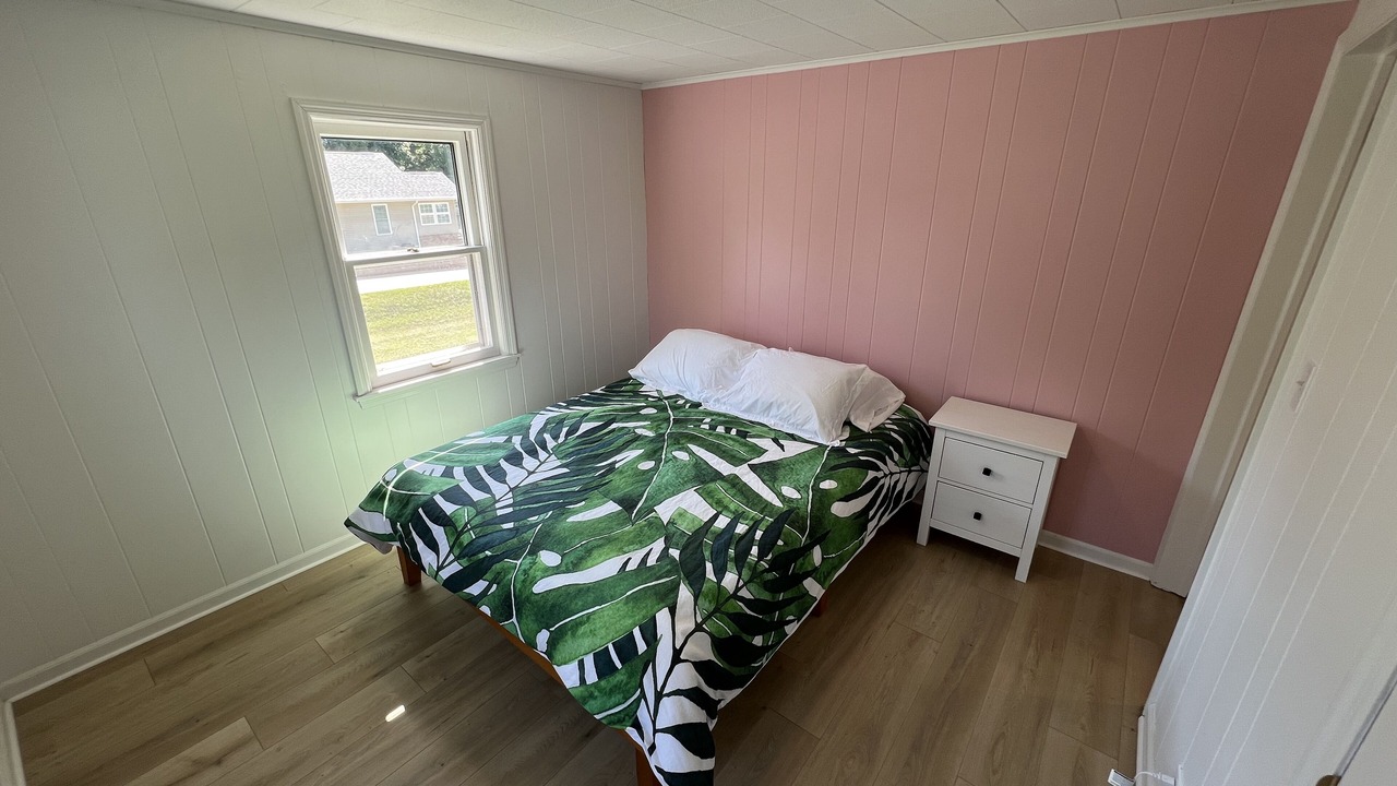 Photo of Bedroom in Culver