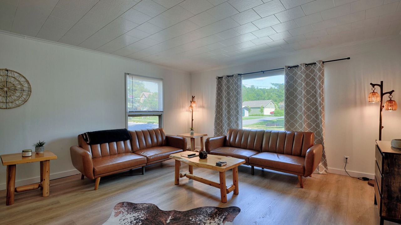 Photo of Livingroom in Alexandria Bay